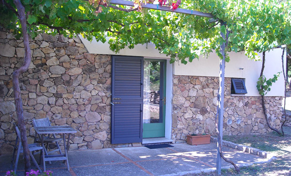 Alloggio-Li-Pireddi-esterno
